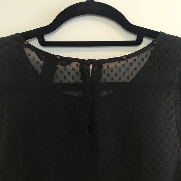 Beautiful sheer polka dot blouse with studs - Picture 7 of 7
